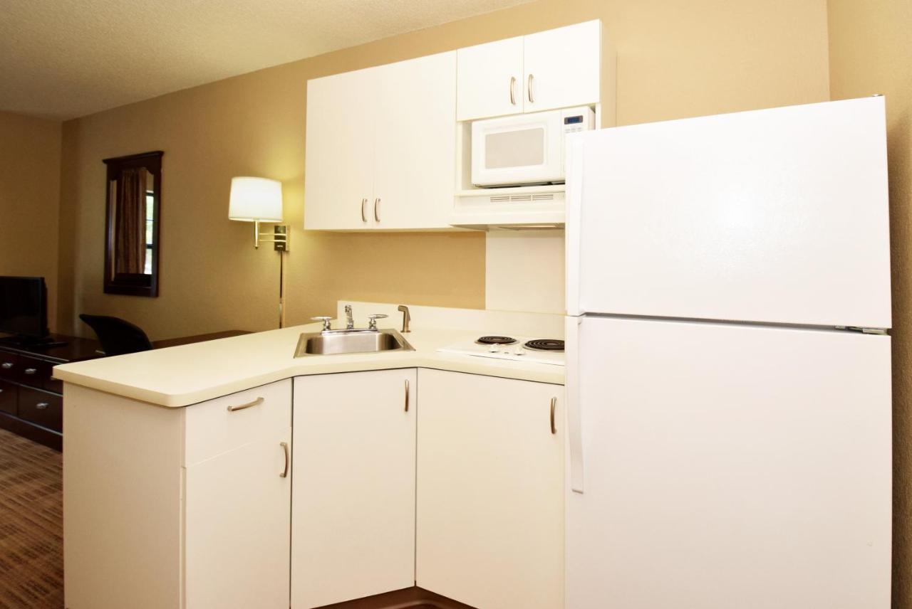 Extended Stay America Suites - Detroit - קאנטון מראה חיצוני תמונה