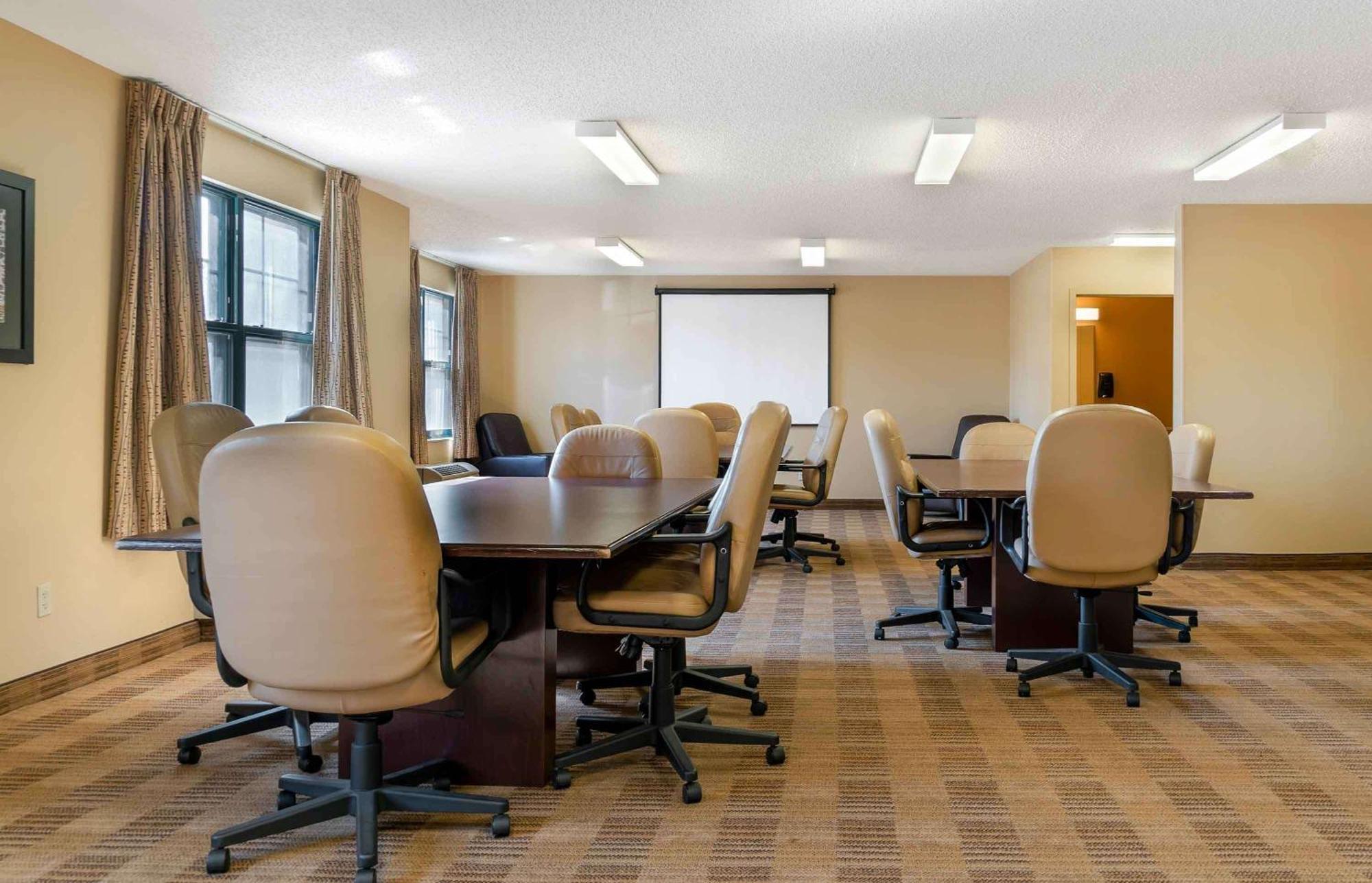 Extended Stay America Suites - Detroit - קאנטון מראה חיצוני תמונה