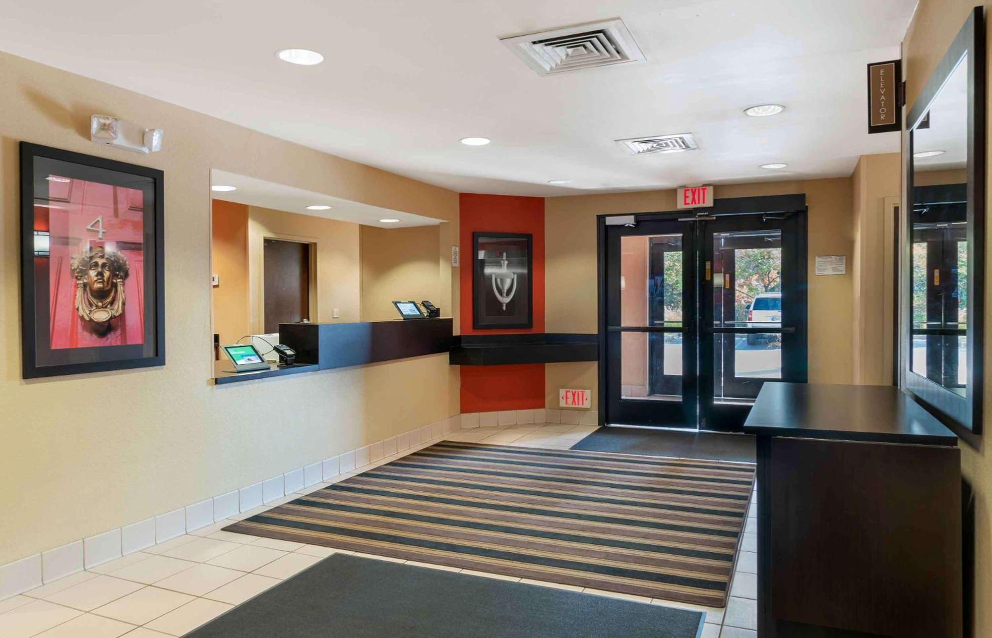 Extended Stay America Suites - Detroit - קאנטון מראה חיצוני תמונה