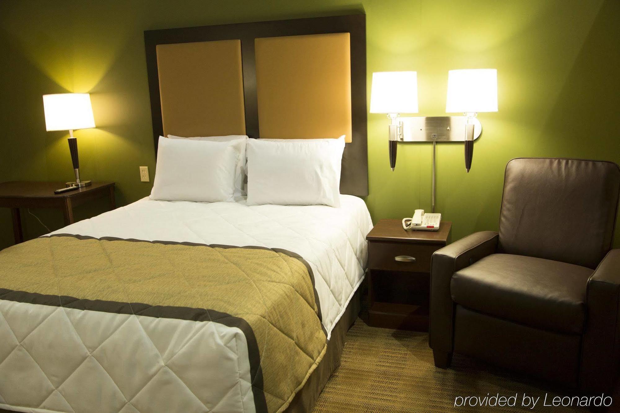Extended Stay America Suites - Detroit - קאנטון מראה חיצוני תמונה