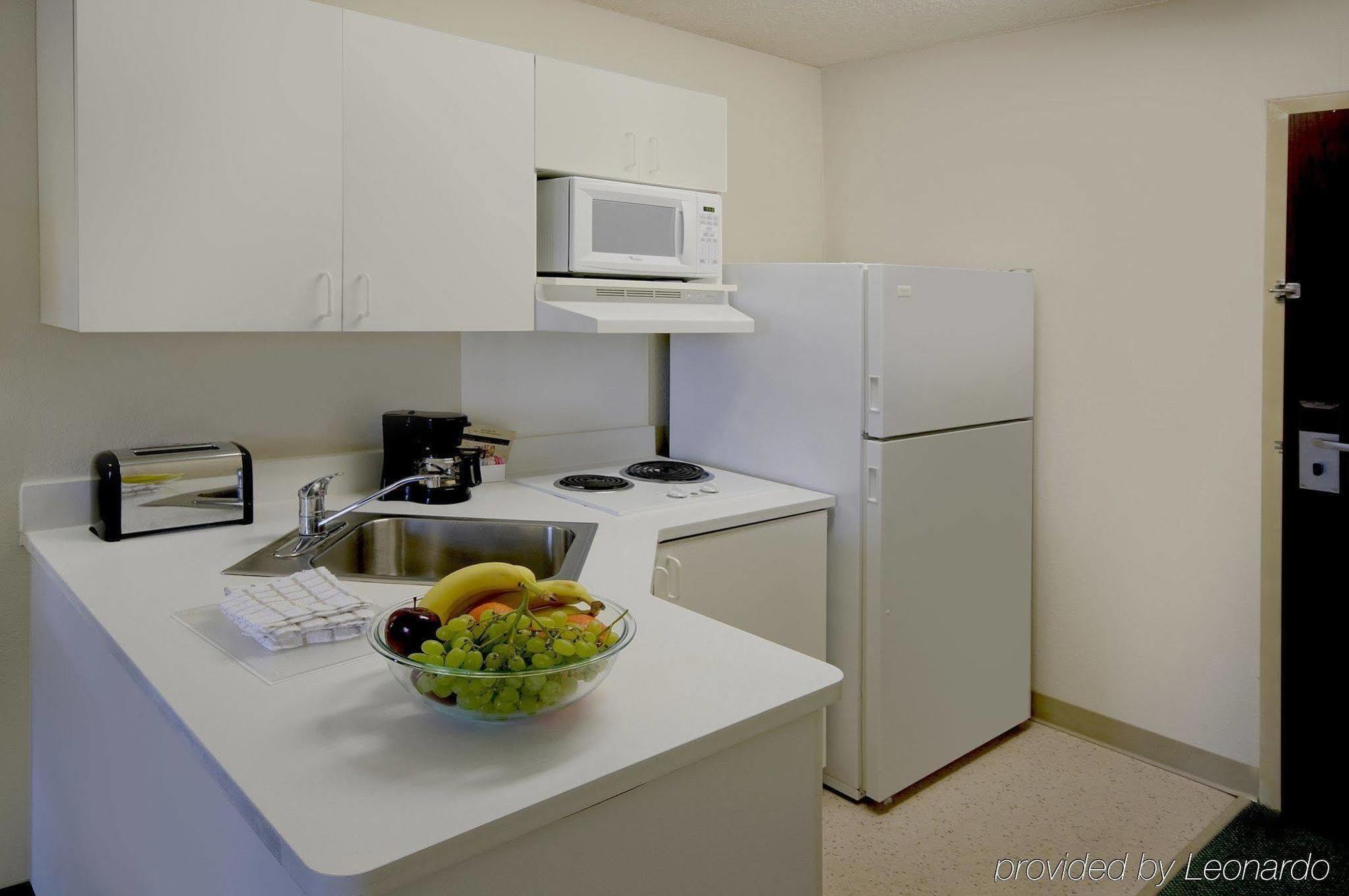 Extended Stay America Suites - Detroit - קאנטון מראה חיצוני תמונה